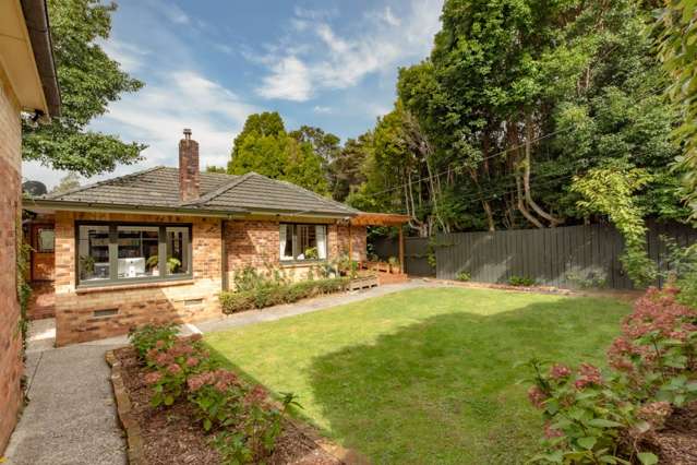 238 Godley Road Titirangi_1