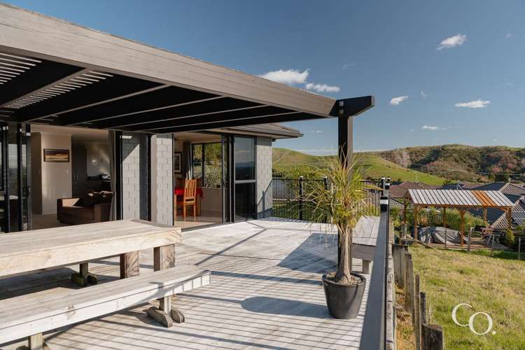 93 Falcon Drive Welcome Bay_1