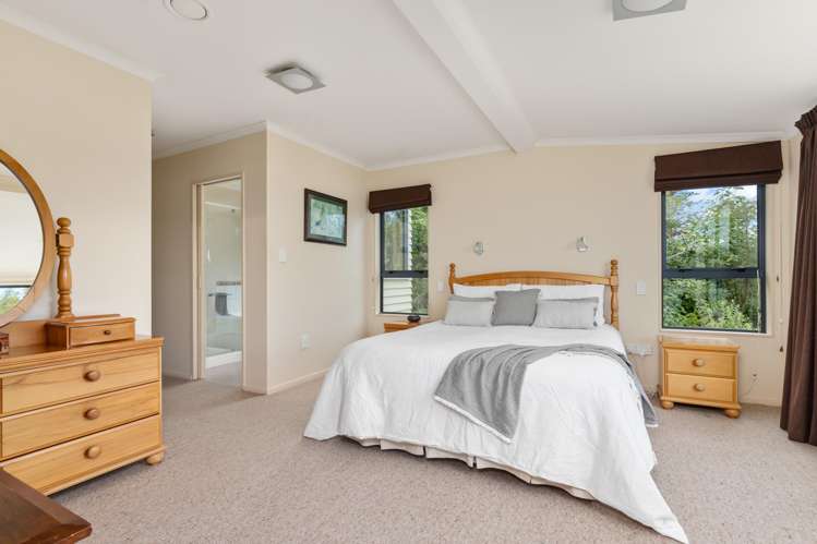 27 Lake Brunner Road Moana_12
