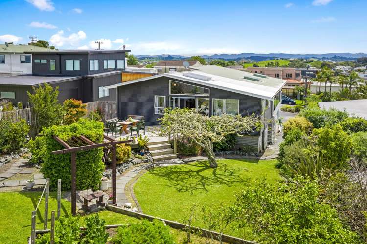 8 Alexander Road Algies Bay_2