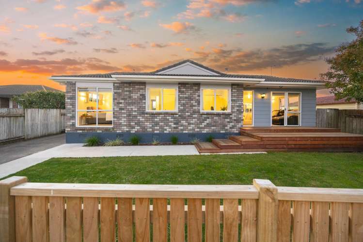 4 Emmerdale Mews Highbury_15