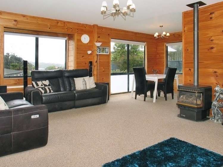 26b Rose Street Porirua East_2