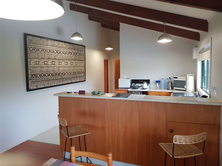 119 Oratia Place Onemana_4