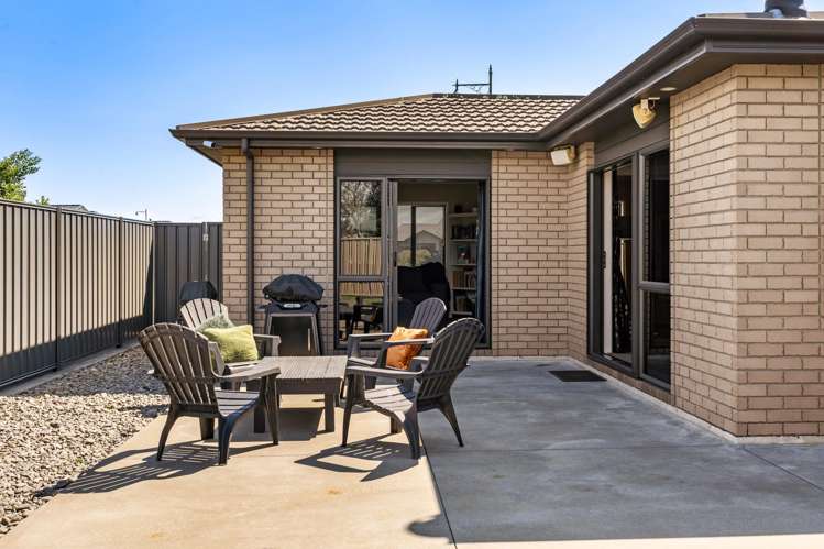 11 Lewis Way Poraiti_17