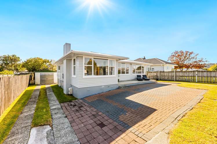 17 Melba Street Beach Haven_24