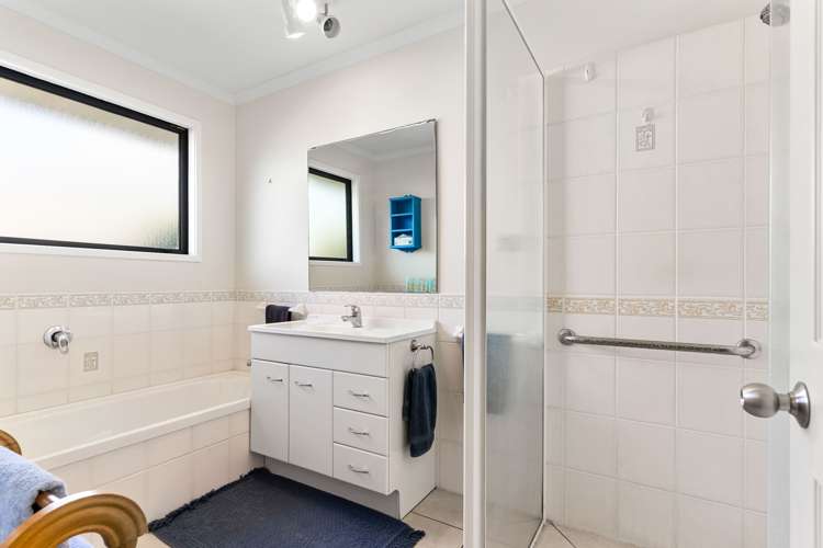 105 The Drive Whangamata_18