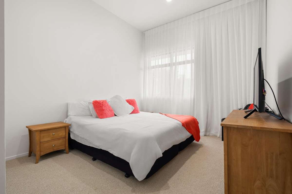 407/11 Marina Road_4
