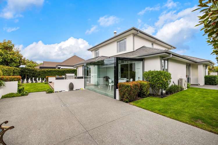 33 Applefield Court Northwood_30