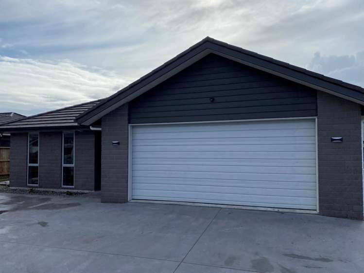 24 Halifax Drive_0