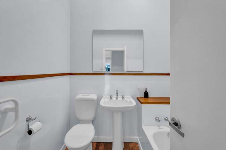 44 Dorset Avenue Westown_14