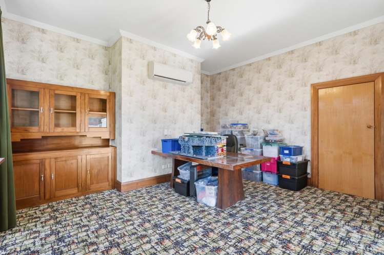 49 Roslyn Road Roslyn Bush_15