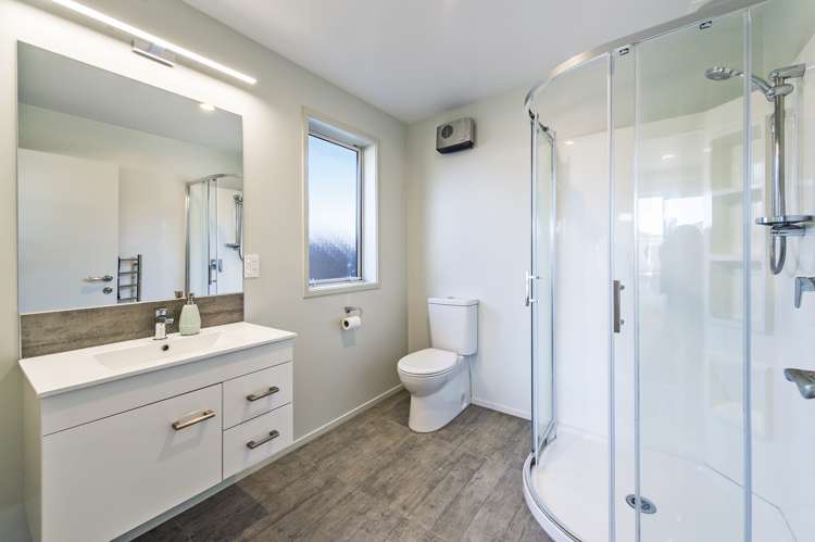 69 Sunline Avenue Lincoln_14