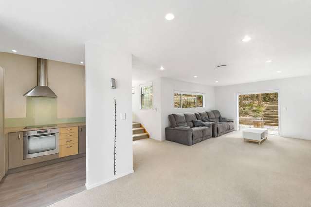 2/18 Orton Street Glenfield_3