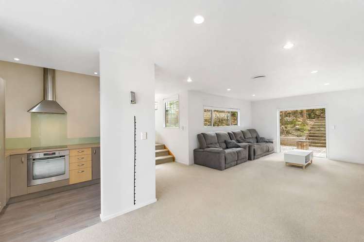 2/18 Orton Street Glenfield_13