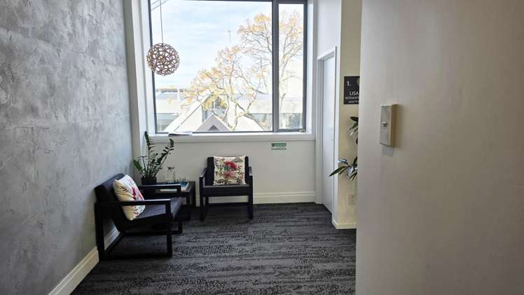Suite 4, L1/17 Grey Street_0