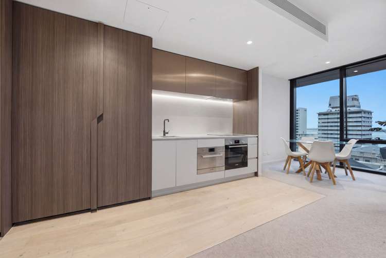 803/10 Commerce Street_4