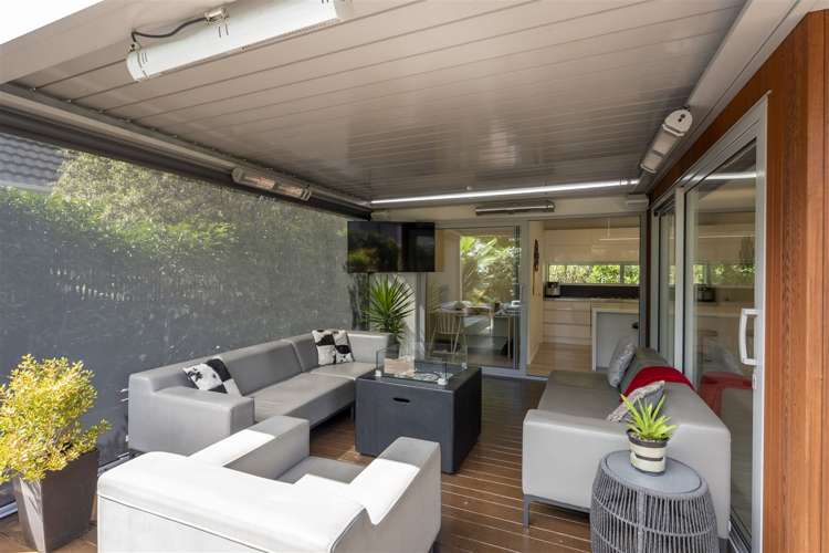 2 Jacksons Road Merivale_39