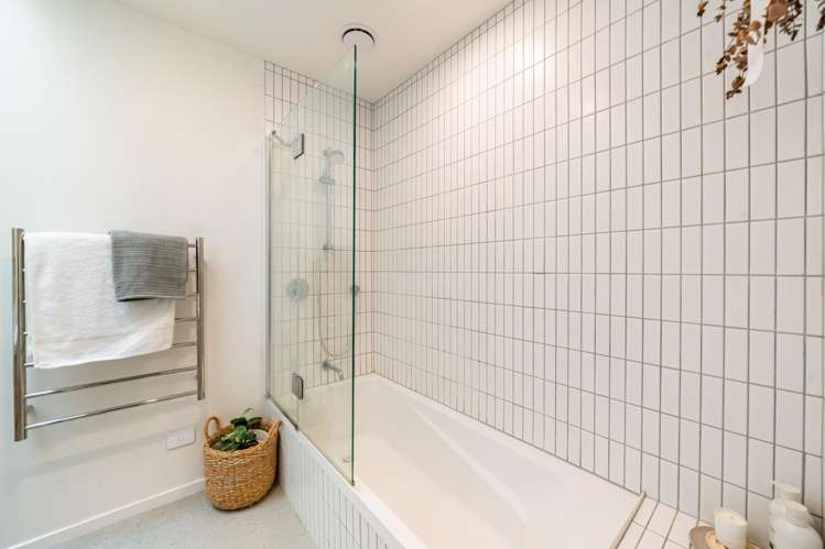 19b Cuba Street Petone_16