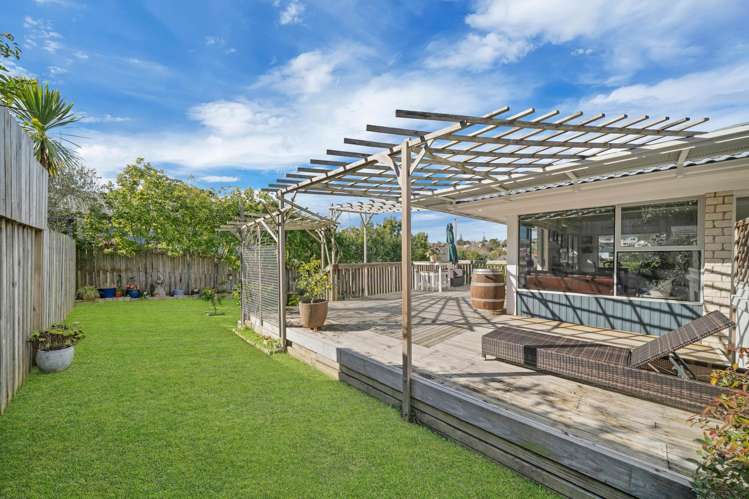 2/4 Noumea Place_2