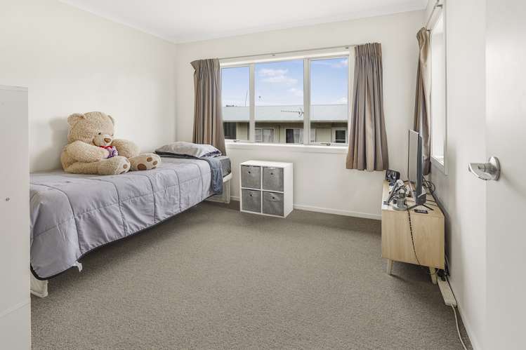 19h Inverness Avenue Hamilton East_13