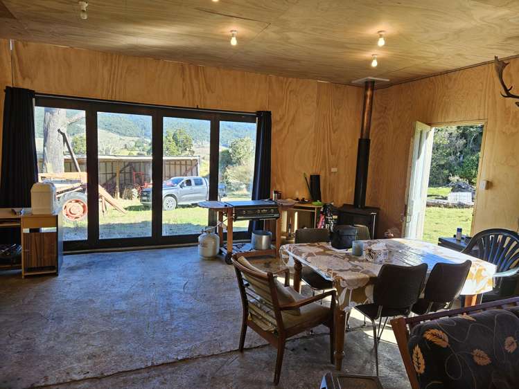 1612 Tahakopa Valley Road Catlins Surrounds_9