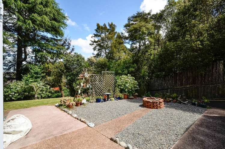 33 Kemp Road Massey_12