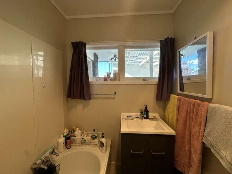 14 Summit Lane 11601_5