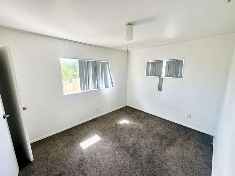 2/103 Hutchinson Avenue New Lynn_4