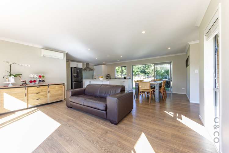 23 Crabb Fields Lane Riverhead_14