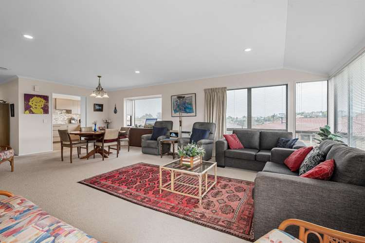 62 Grosvenor Gardens Flagstaff_5