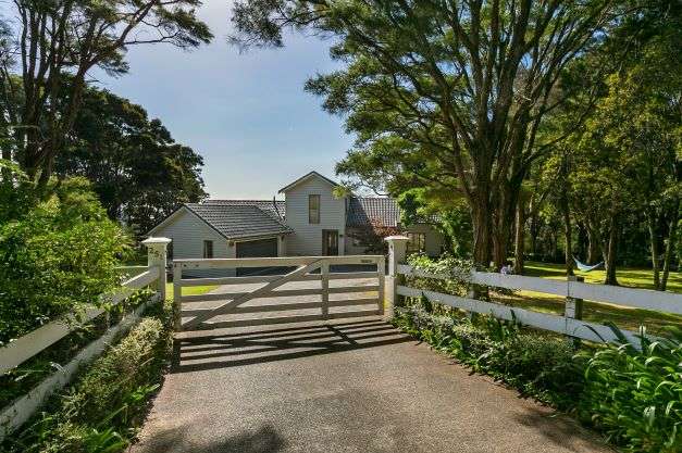 251 Kaipara Road in Ardmore, Papakura