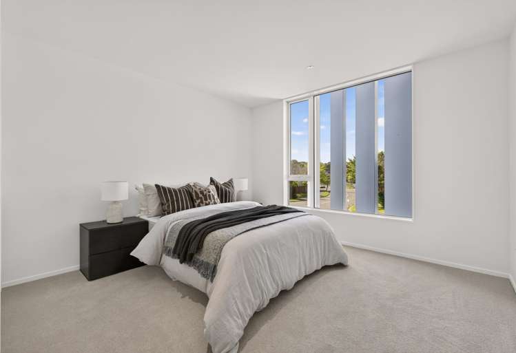 76A-D Grand Drive Remuera_10