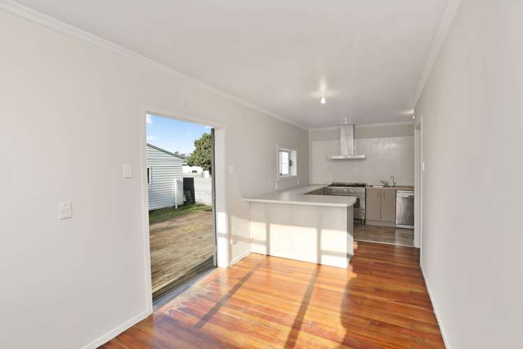 1 Sutton Place Hawera_8