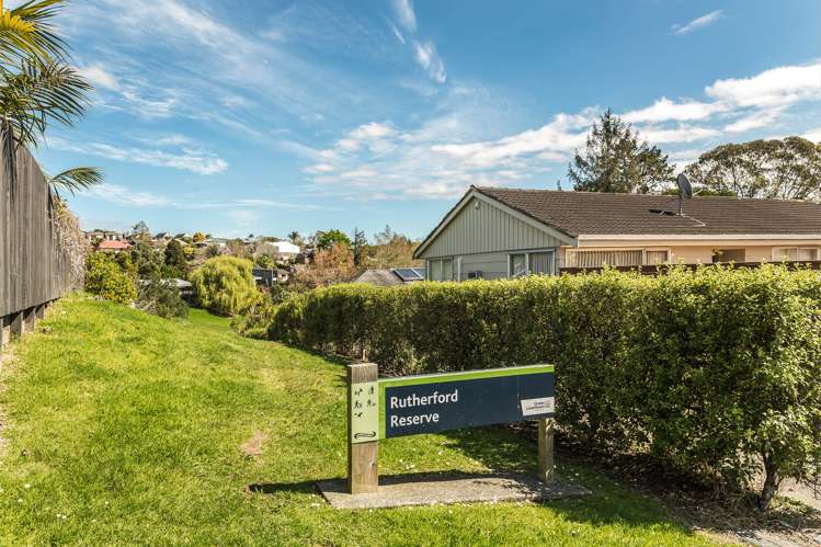 35 Ripon Crescent Meadowbank_13