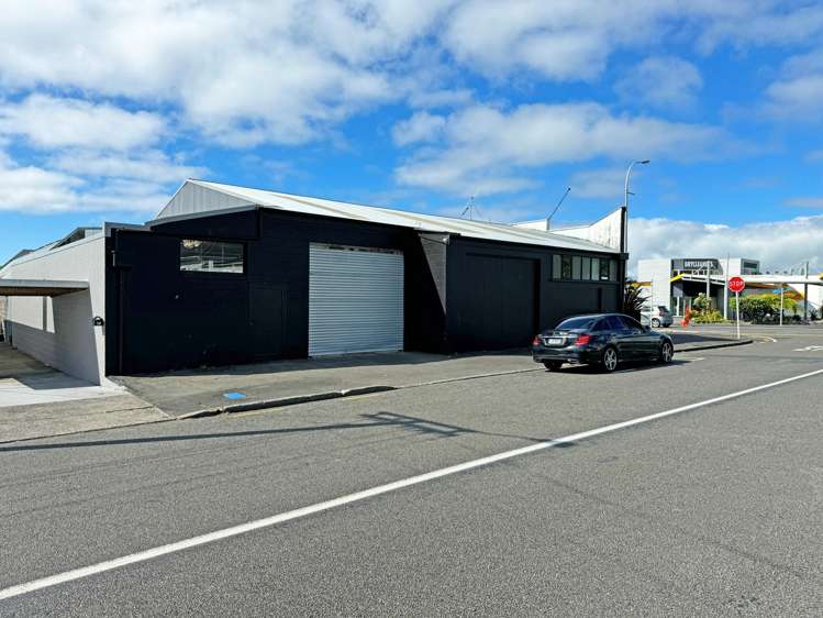 68 Eliot Street New Plymouth_13