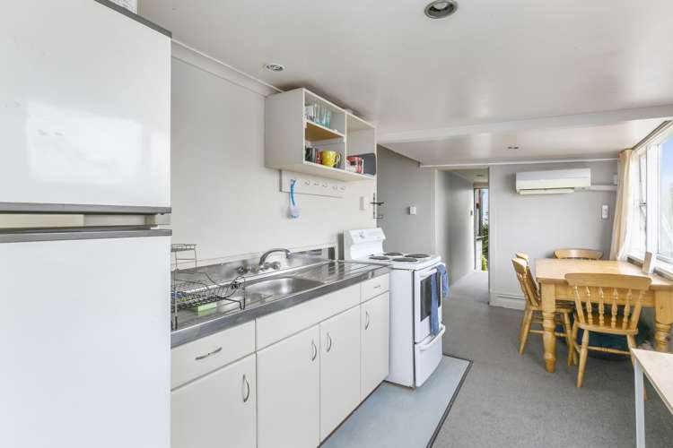 74 Heriot Row North Dunedin_3