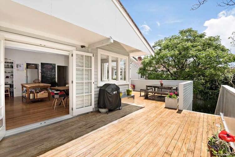 5 Niccol Avenue Narrow Neck_45
