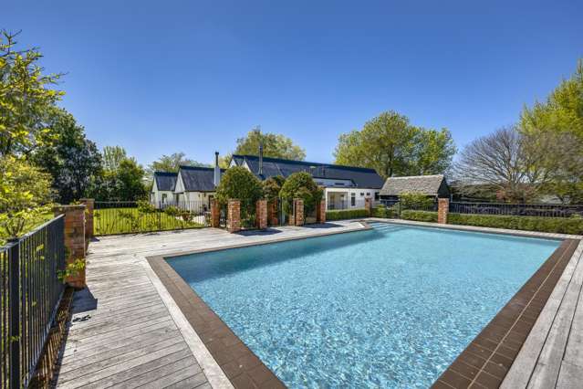 'Lochiel' - 105 Longlands Road West Longlands_3