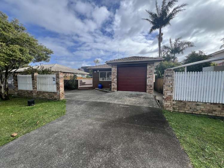 37B Walton Street Red Beach_12