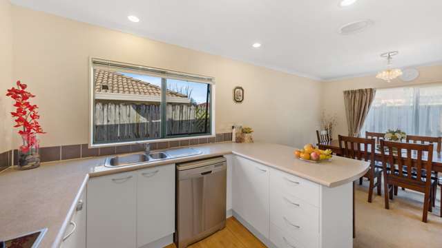 6 Caldecote Place Flat Bush_1