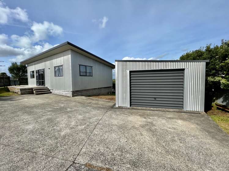30 Manukau Road Raglan Town_26