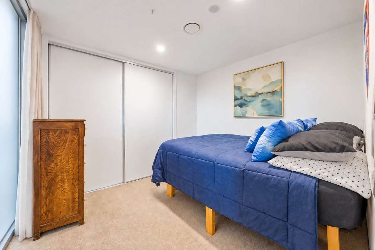 204/8 Waikumete Road_3