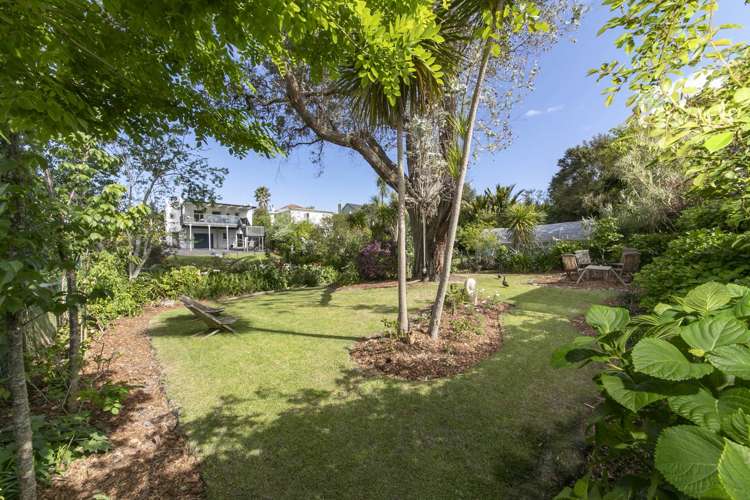 63 Fruitvale Road New Lynn_2