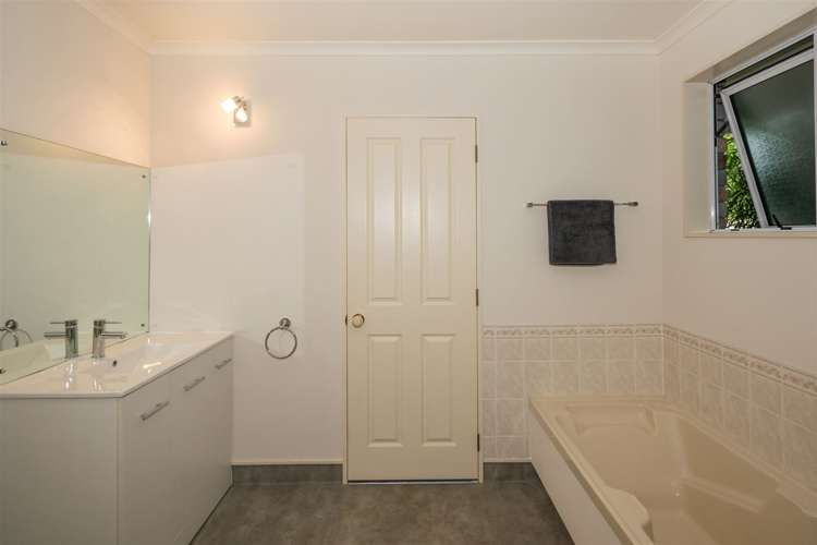 15a Buick Street Redwoodtown_13