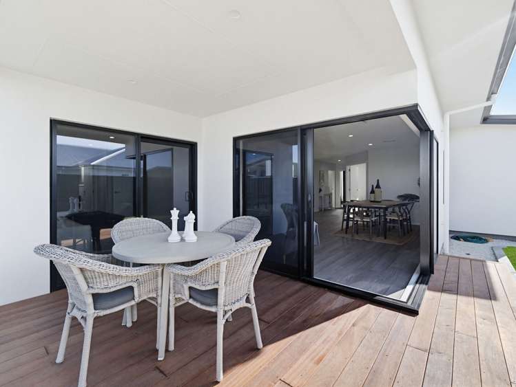 61 Pelorus Avenue Poraiti_18
