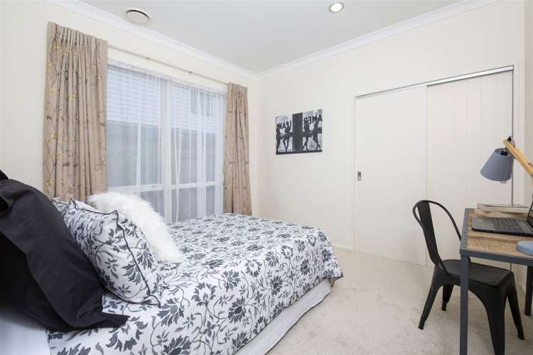 24 Kestev Drive Flat Bush_9