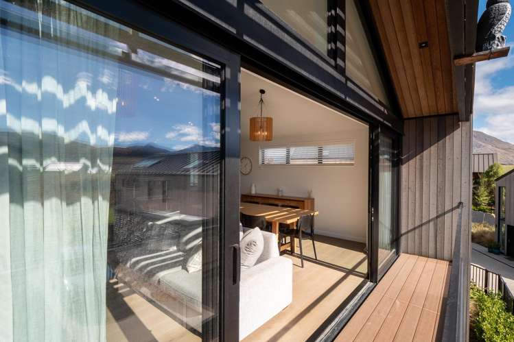 2 Eichardt Place Jacks Point_7