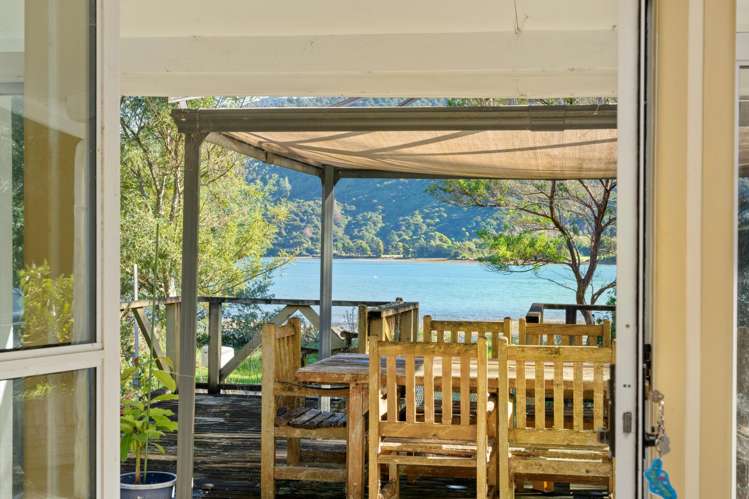 6694 Kenepuru Road_1