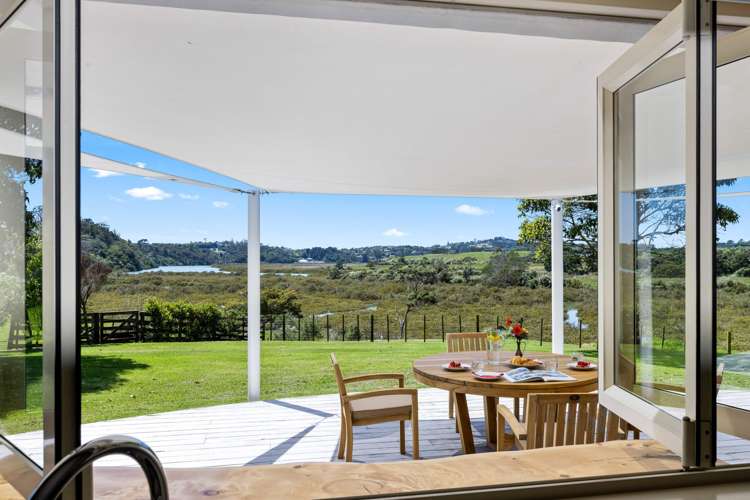 85 Whangaparaoa Road Red Beach_9