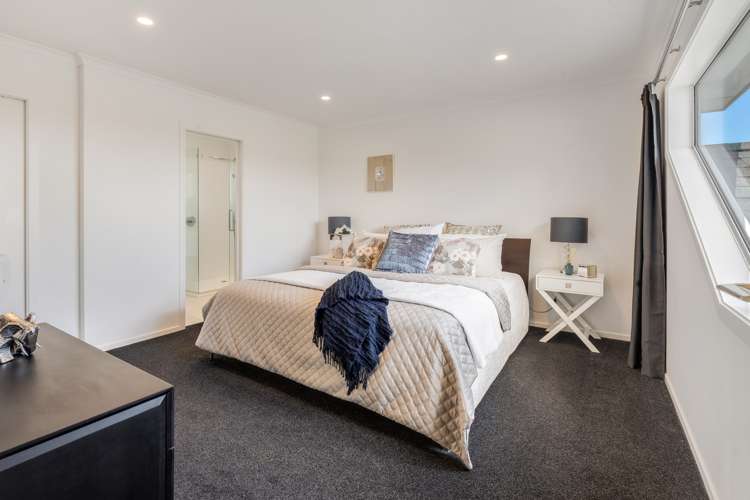 137 Cook Street Howick_18